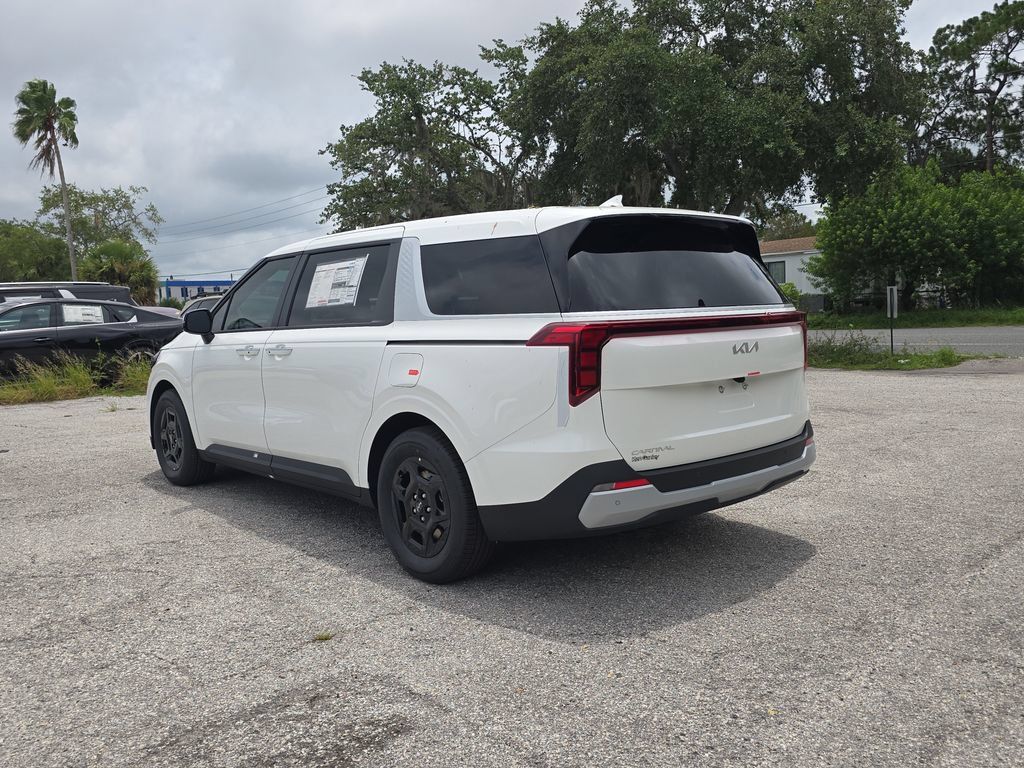 New 2027 Kia Carnival FWD image 6