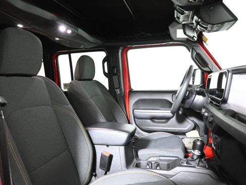 Used 2024 Jeep Wrangler Sport S image 26