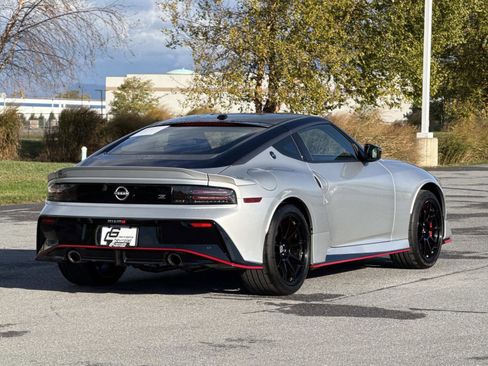 Used 2024 Nissan Z NISMO w/ Floor Mat Package image 22