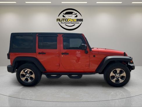 Used 2015 Jeep Wrangler Unlimited Sport w/ Connectivity Group AWD/4WD image 8