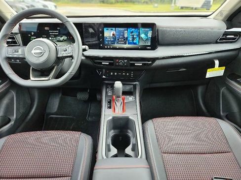 New 2026 Nissan Kicks SR image 12