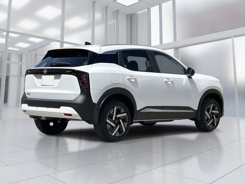 New 2026 Nissan Kicks SV FWD image 4