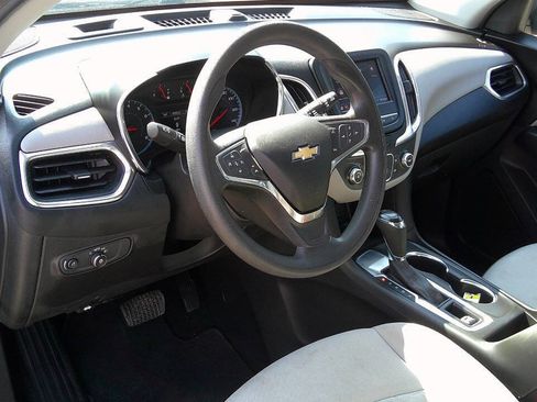 Used 2020 Chevrolet Equinox LS w/ LPO, Floor Liner Package FWD image 16