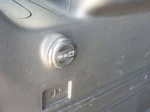 Used 2024 Jeep Wrangler Unlimited Sahara w/ Technology Group AWD/4WD image 11