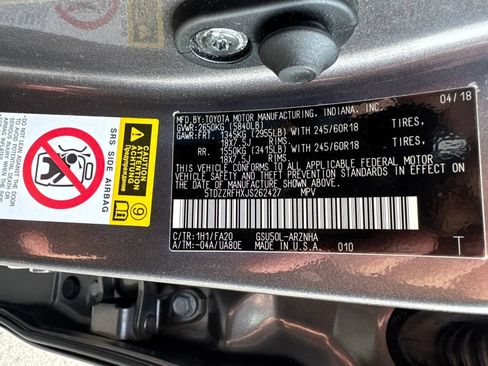 Used 2018 Toyota Highlander Plus FWD image 17