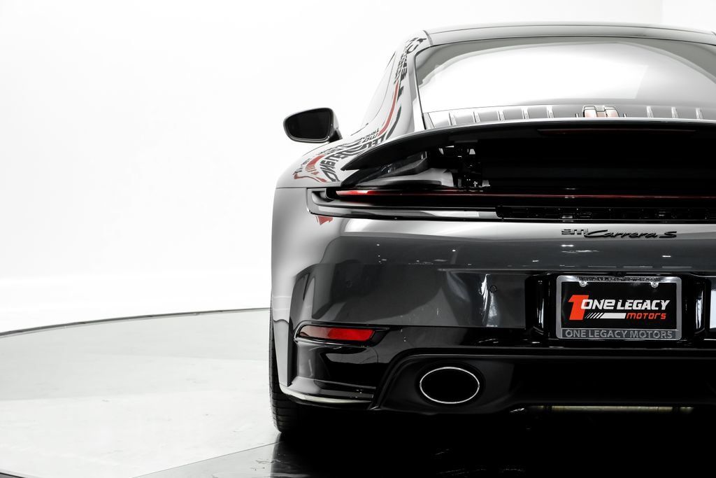 Used 2025 Porsche 911 Carrera S RWD image 34