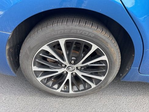 Used 2019 Toyota Camry SE image 19