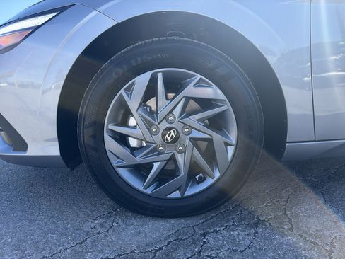 New 2026 Hyundai Elantra Blue image 10