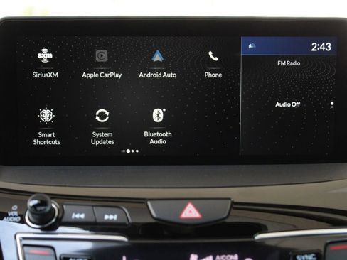 Used 2025 Acura RDX SH-AWD image 18