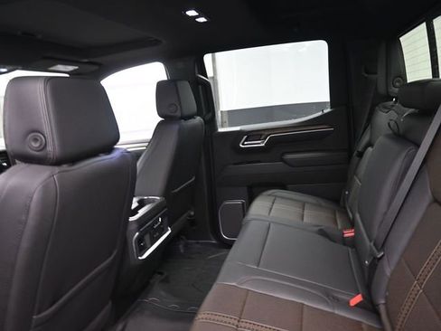 New 2026 Chevrolet Silverado 1500 High Country image 9