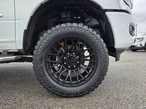 Used 2024 RAM 2500 Big Horn w/ Off Road Package image 30