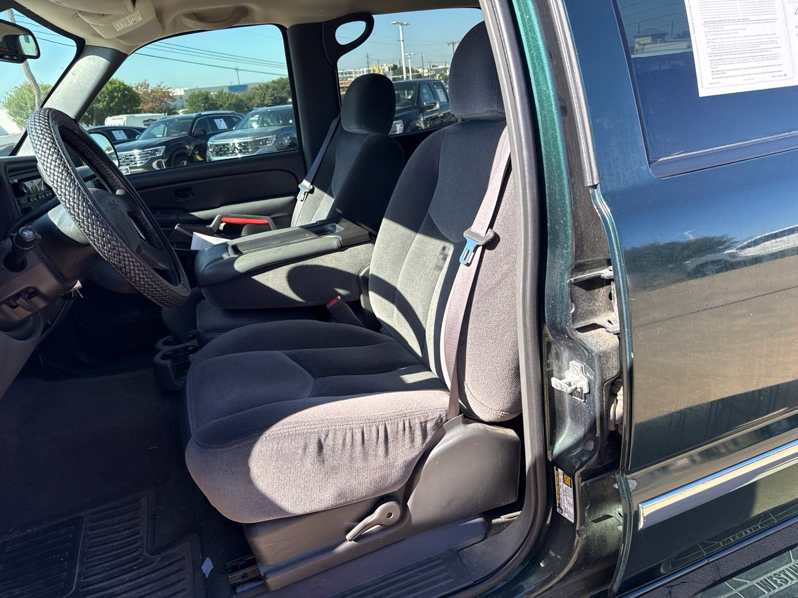 Used 2005 GMC Sierra 1500 SLE w/ Off-Road Package AWD/4WD image 13