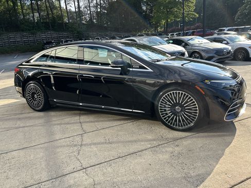 Certified 2023 Mercedes-Benz EQS 580 4MATIC Sedan image 5