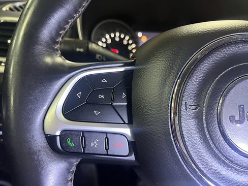Used 2018 Jeep Compass Latitude w/ Popular Equipment Group AWD/4WD image 20