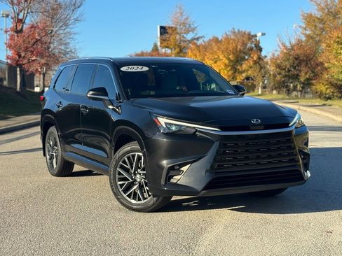 Used 2024 Lexus TX 350 FWD image 2