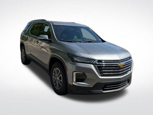 Used 2023 Chevrolet Traverse LT w/ LPO, Floor Liner Package AWD/4WD image 5