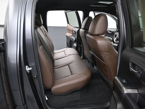 Certified 2022 Toyota Tacoma Limited AWD/4WD image 32