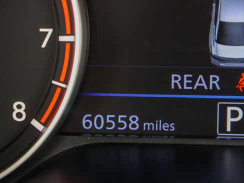 Used 2024 Nissan Altima 2.5 SV image 16