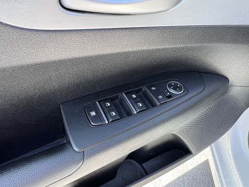 Certified 2023 Kia Forte LXS image 21