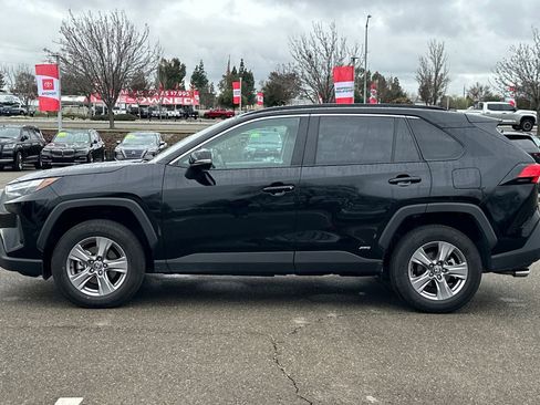 Certified 2025 Toyota RAV4 XLE image 8