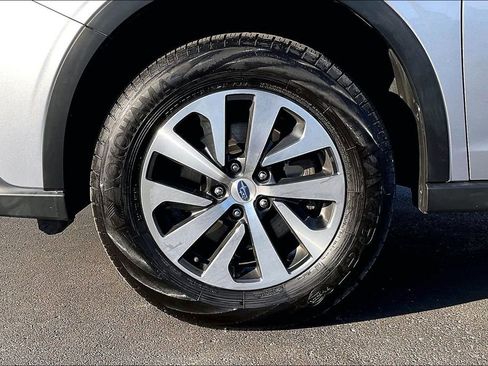 Used 2021 Subaru Outback Premium w/ Popular Package #1 image 10