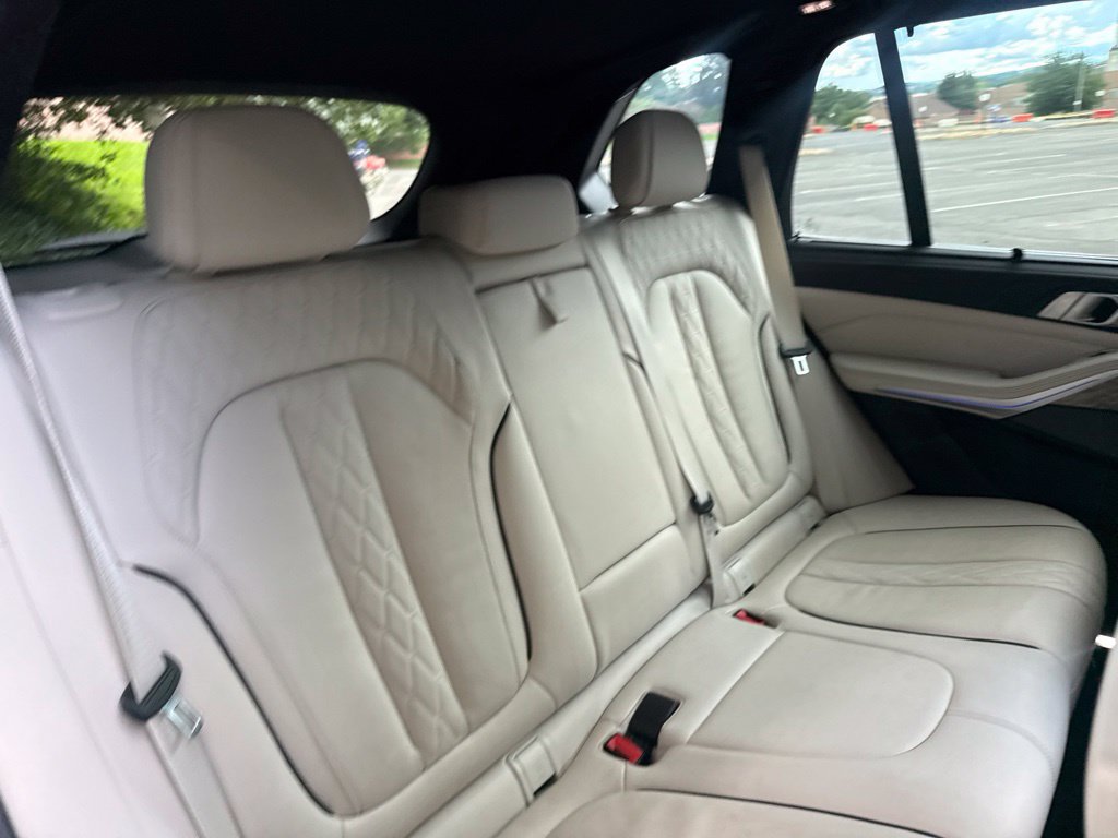 Used 2020 BMW X5 M50i w/ Executive Package AWD/4WD image 20