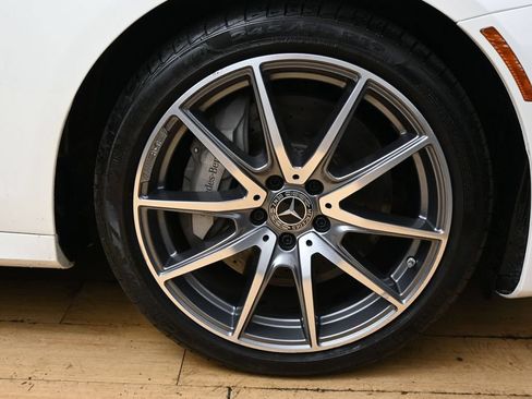 Used 2023 Mercedes-Benz E 350 4MATIC Sedan image 13