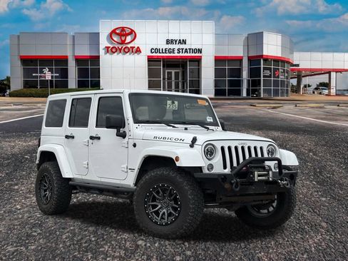 Used 2014 Jeep Wrangler Unlimited Rubicon image 1
