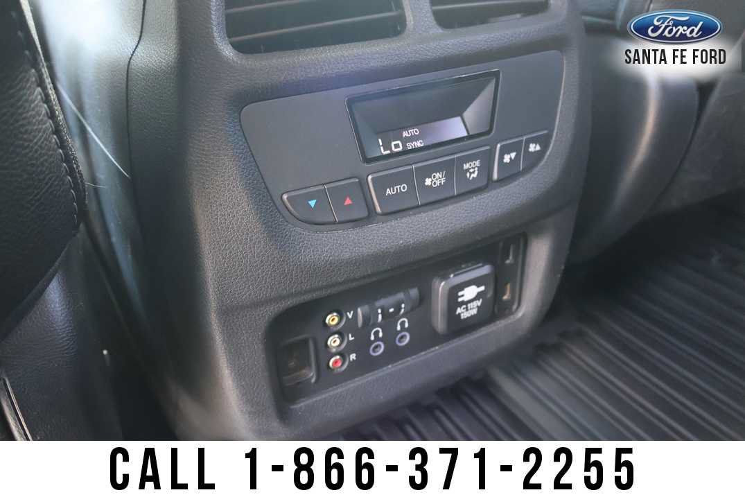 Used 2017 Honda Pilot Touring image 20