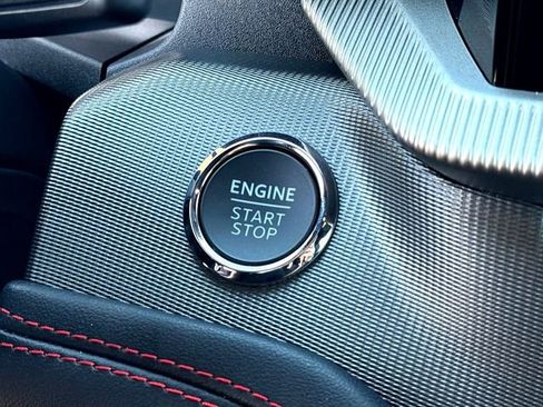 Certified 2025 Ford Explorer ST-Line image 17