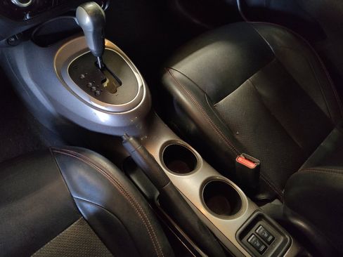 Used 2016 Nissan Juke SL image 26