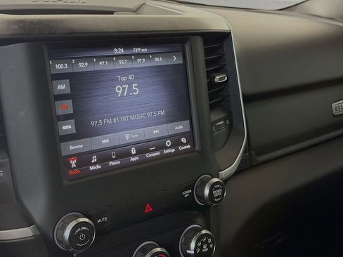 Used 2020 RAM 1500 Big Horn AWD/4WD image 16