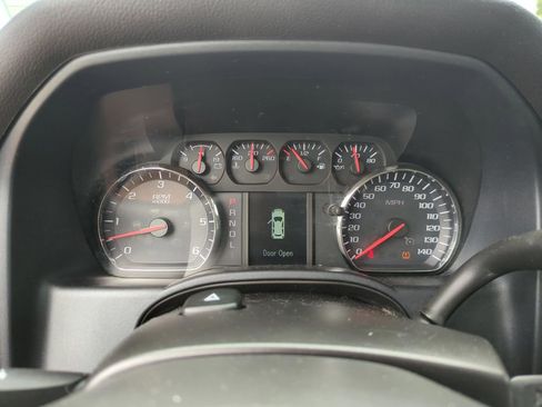 Used 2017 Chevrolet Silverado 1500 Custom w/ Custom Convenience Package image 37