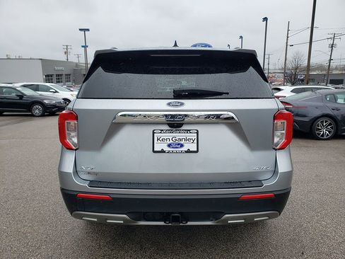 Certified 2022 Ford Explorer XLT w/ Equipment Group 202A AWD/4WD image 6