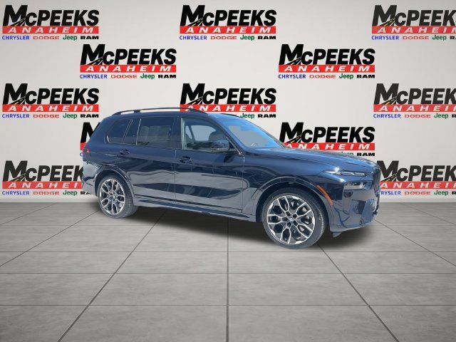 Used 2026 BMW X7 M60i AWD/4WD image 2