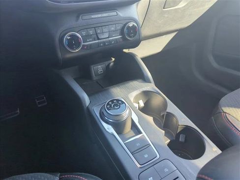 Used 2024 Ford Escape ST-Line AWD/4WD image 8