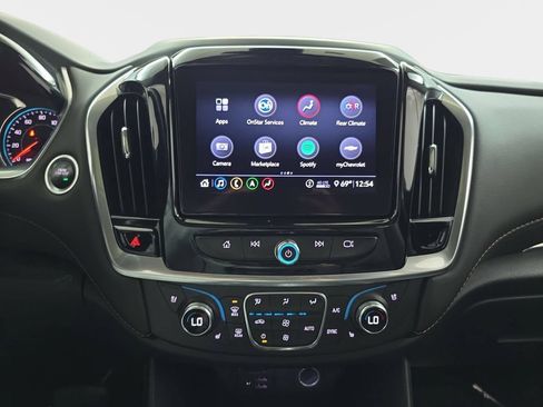 Used 2020 Chevrolet Traverse Premier AWD/4WD image 23