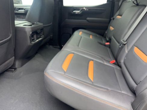 Used 2025 GMC Sierra 1500 AT4 image 35