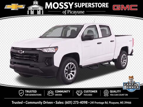 Used 2024 Chevrolet Colorado W/T w/ WT Convenience Package II AWD/4WD image 1