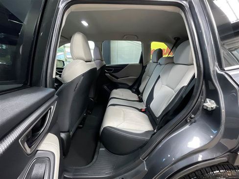 Used 2022 Subaru Forester AWD/4WD image 24