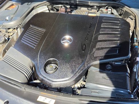 Used 2023 Mercedes-Benz E 450 4MATIC Sedan image 10