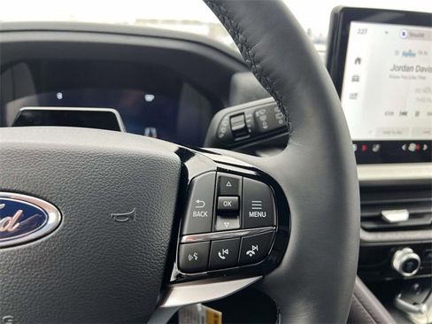 New 2026 Ford Explorer Platinum image 16