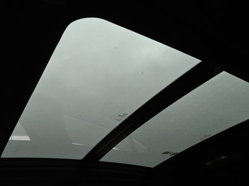 Certified 2023 BMW X6 xDrive40i w/ Parking Assistance Package image 26