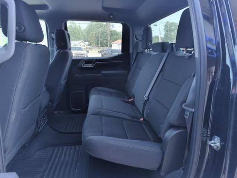 Used 2022 Chevrolet Silverado 1500 LT AWD/4WD image 22