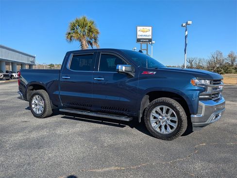 Used 2021 Chevrolet Silverado 1500 LTZ w/ Technology Package image 2