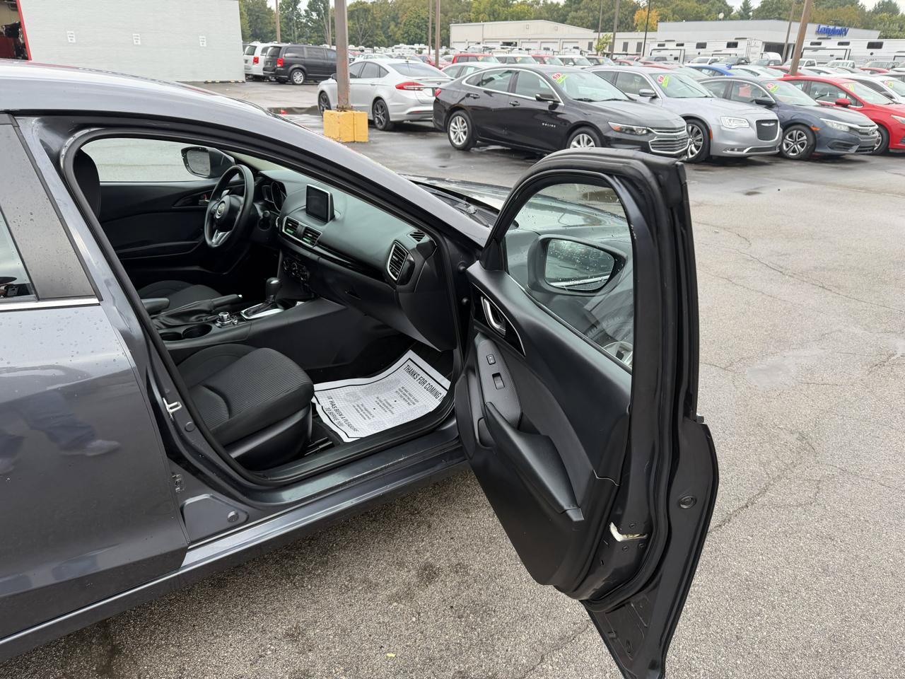 Used 2016 MAZDA MAZDA3 i Sport w/ Preferred Equipment Package FWD image 9