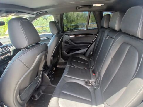 Used 2018 BMW X1 xDrive28i AWD/4WD image 16