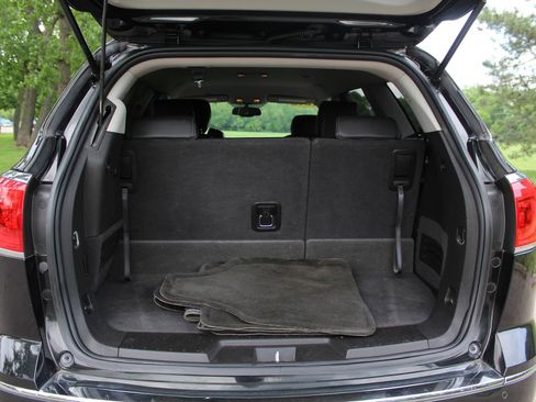 Used 2013 Buick Enclave Leather FWD image 22
