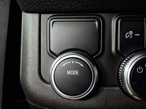 Used 2021 GMC Yukon Denali image 22