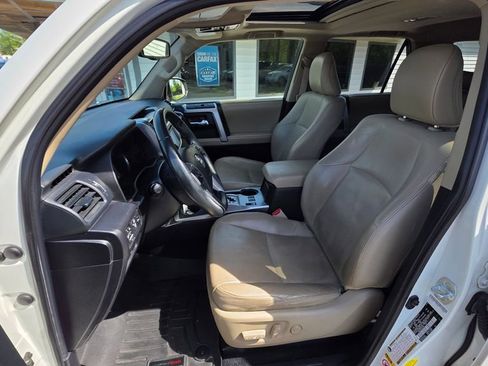 Used 2016 Toyota 4Runner Limited AWD/4WD image 10